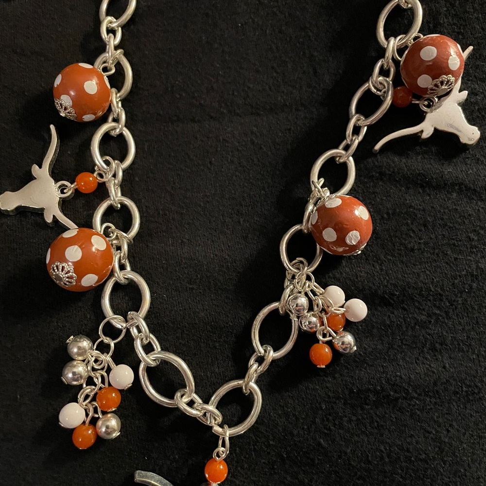 Longhorn necklace and earrings set with Burnt orange and white beads. - Picture 3 of 5